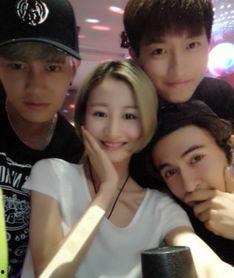 任嘉伦女朋友的照片,清新脱俗气质佳