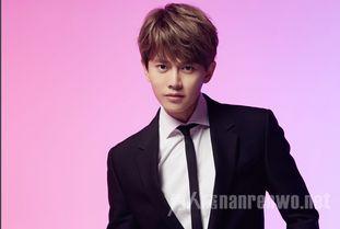 任嘉伦女朋友的照片,清新脱俗气质佳