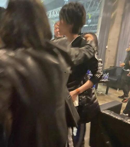 娱乐圈爆料周迅和窦靖童