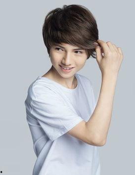 李滨东个人资料,才华横溢的影视演员，多面手的艺术人生